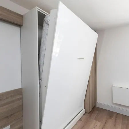 Stylishh 1 Bed Studio In Stylish Rathmines